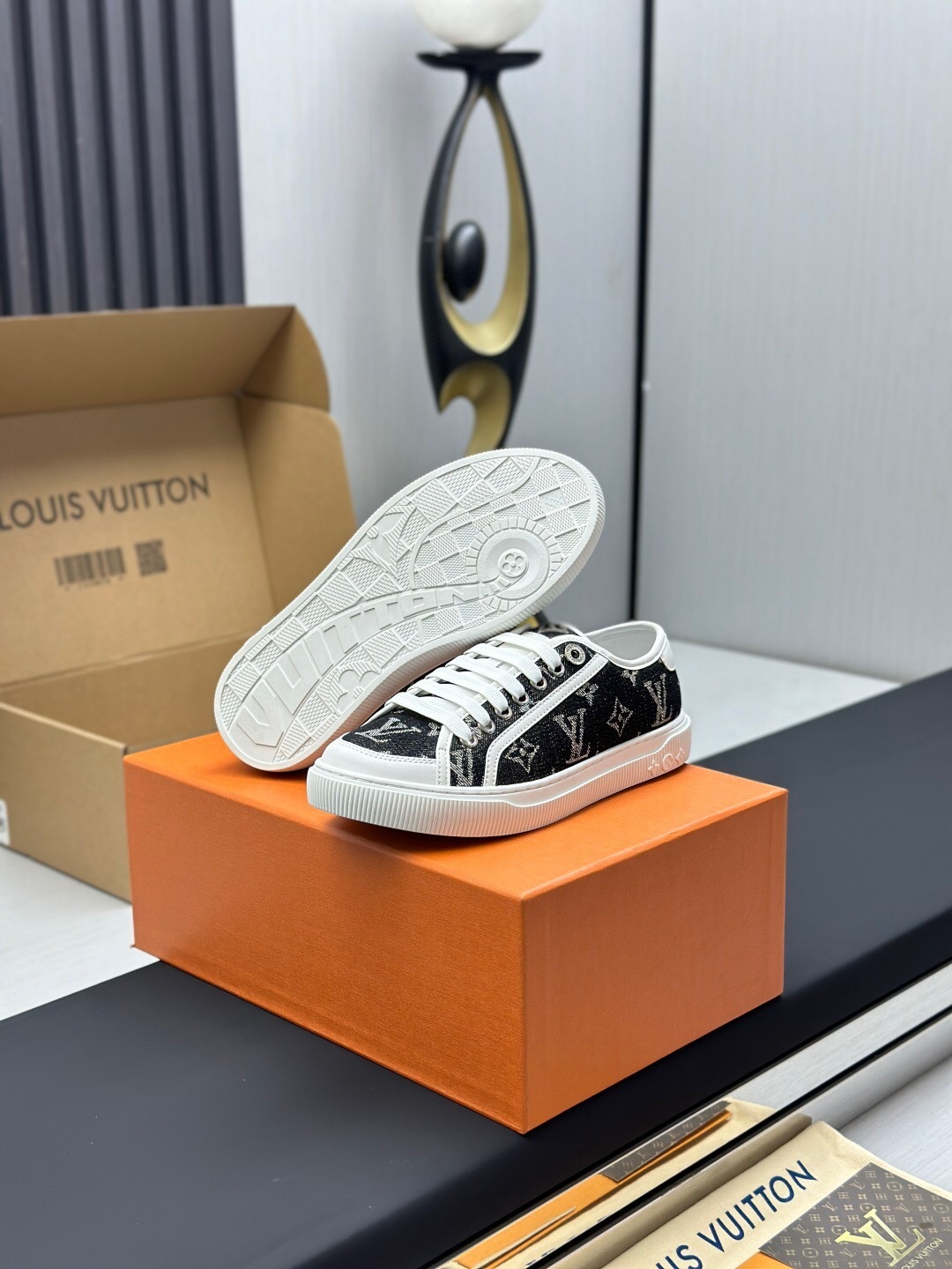 Louis Vuitton Time Out Series Monogram Animal Print Casual White Sneakers - AS00260