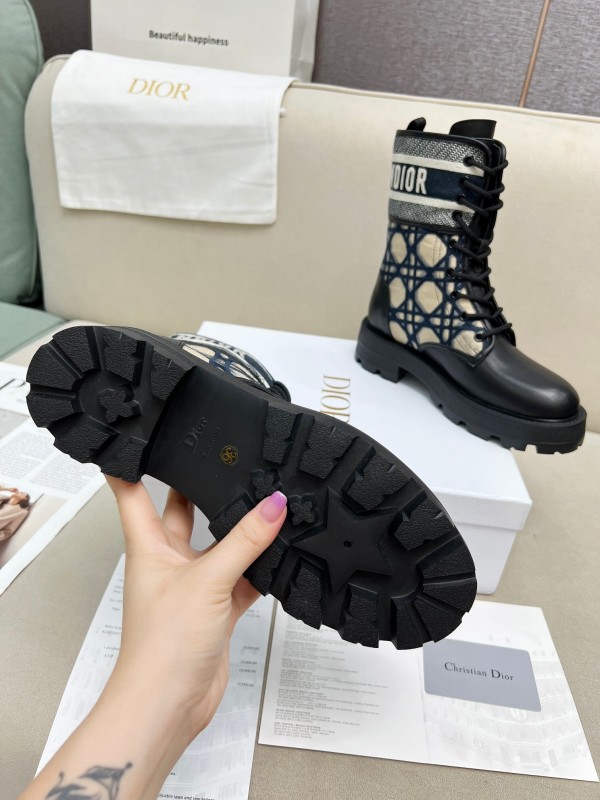 Dior Fall/Winter 2025 Retro Work Boots - LY00350