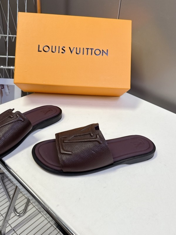 Louis Vuitton Venice Series Sandals with Monogram Embossing and Adjustable Strap - KFY00220