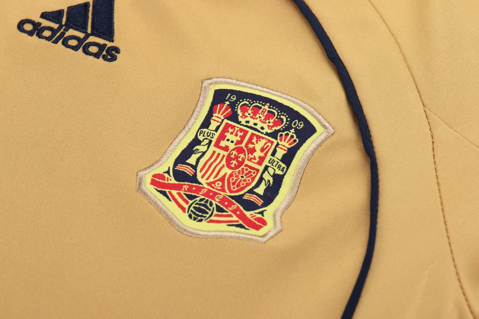 Retro 2008 Kids Spain Away Jersey