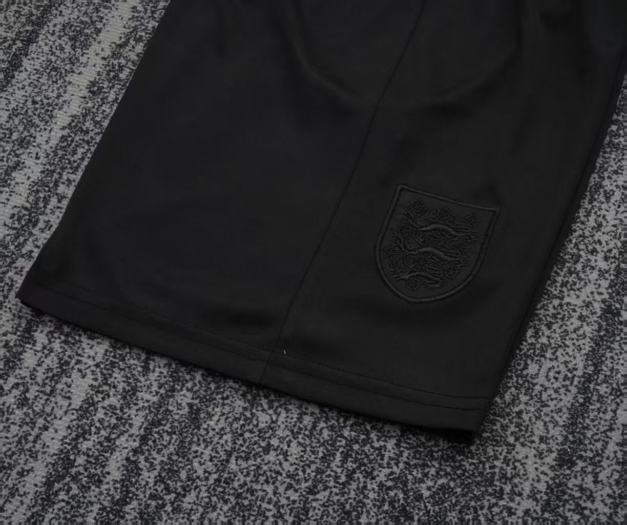 Retro Kids 1990  England Black Jersey