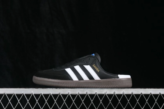 Adidas Samba OG Casual Slide Sandals for Unisex with Retro Design - LB3815