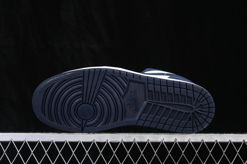 Nike Air Jordan 1 Low Retro Basketball Shoes with Classic Colorway and Cushioned Sole - IO7448-400