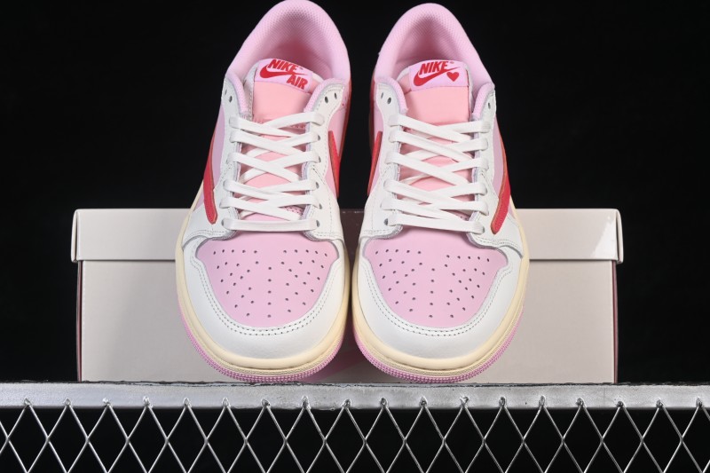 Nike Travis Scott x Air Jordan 1 Low OG AJ1 Retro Low-Top Sneakers with Reverse Swoosh Design - IQ7604-101