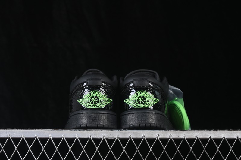 Nike Air Jordan 1 Low Retro Basketball Shoes with Classic Design - IQ9701-010