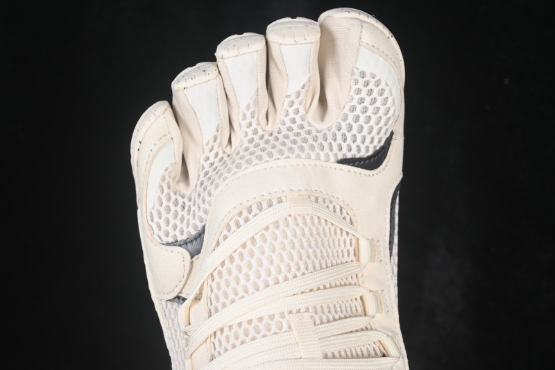 Vibram Roadaround 2 Barefoot Squat Support Quick-Dry Sports Five-Finger Shoes - 25M1802 Lvory/Reflective
