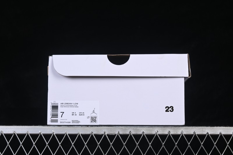 Nike Air Jordan 1 Low AJ1 Casual Skateboarding Shoes in White and Pink - DC0774-606