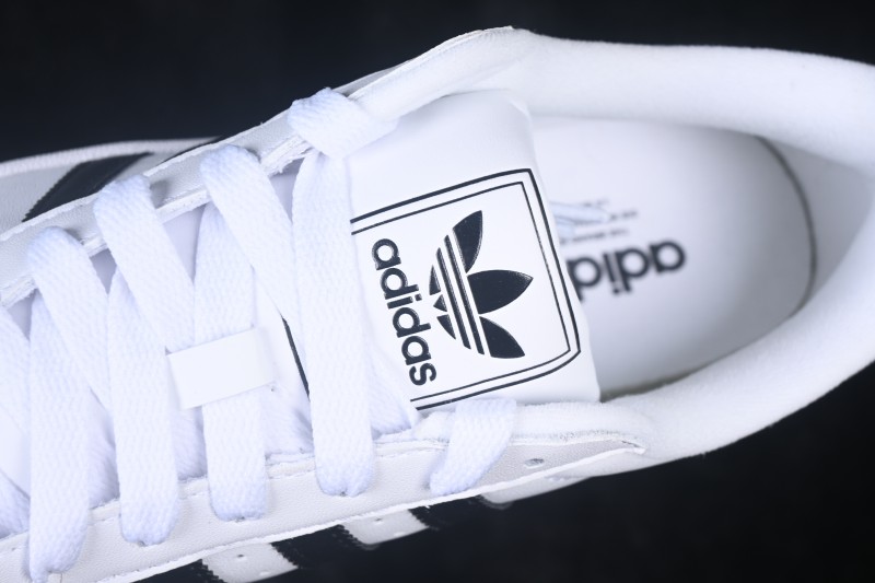 Adidas Superstar II Shell-Toe Casual Sneakers with Premium Leather Upper - IH8659