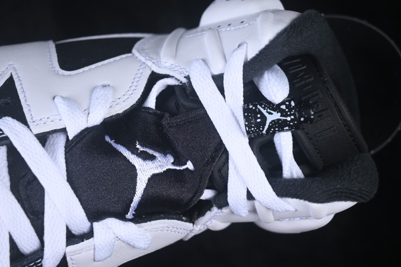 Nike Air Jordan 6 Retro Oreo Running Shoes with Classic Design - CT8529-108