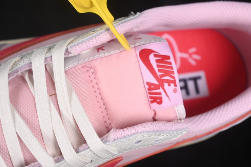 Nike Travis Scott x Air Jordan 1 Low OG Retro Basketball Shoes with Reverse Swoosh Design - IQ7604-101