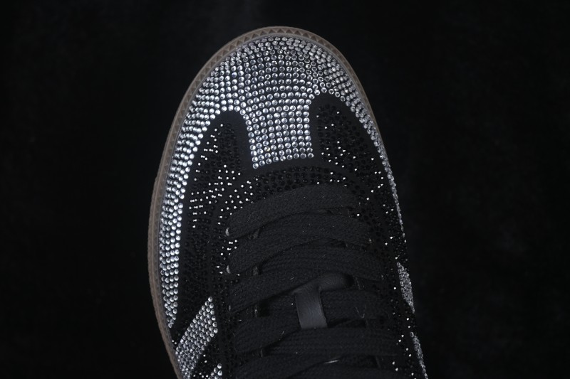 Adidas Samba OG Classic Lifestyle Sneakers with Retro Design - IH9052