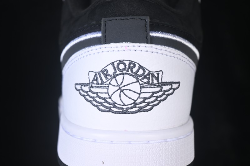 Nike Air Jordan 1 Low AJ1 Black White Panda Retro Culture Basketball Shoes - IX6983-001