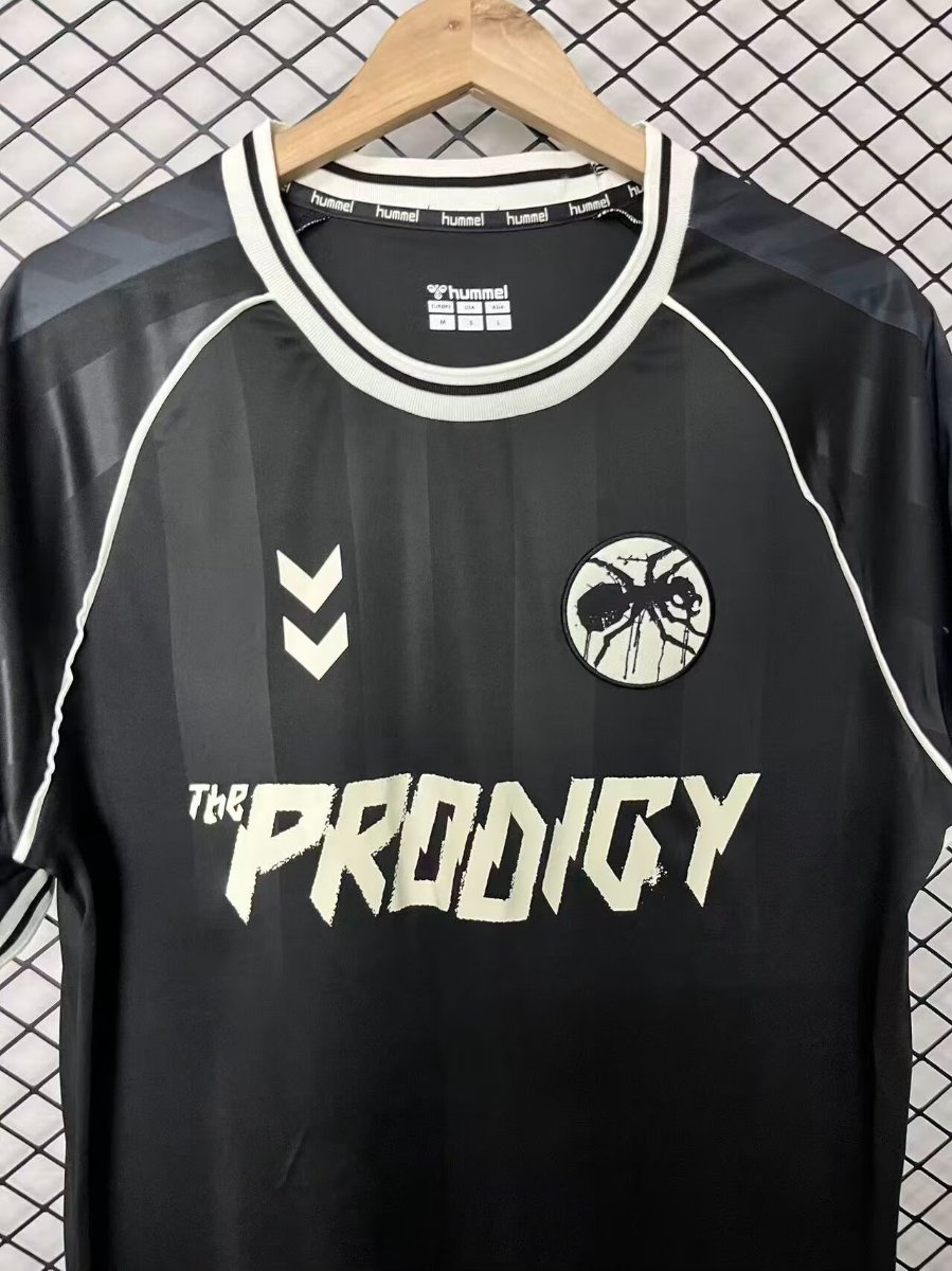 26/27 The Prodigy x Hummel Limited Edition Football Black/White Jersey