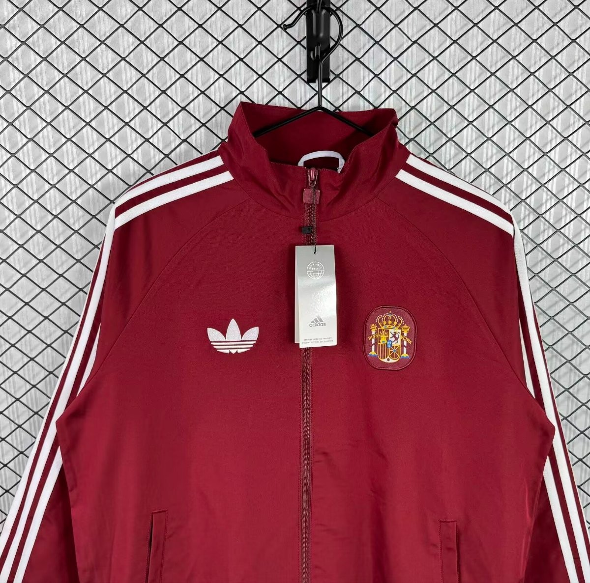 2026 Spain Burgundy Red Full Zipper Windbreaker